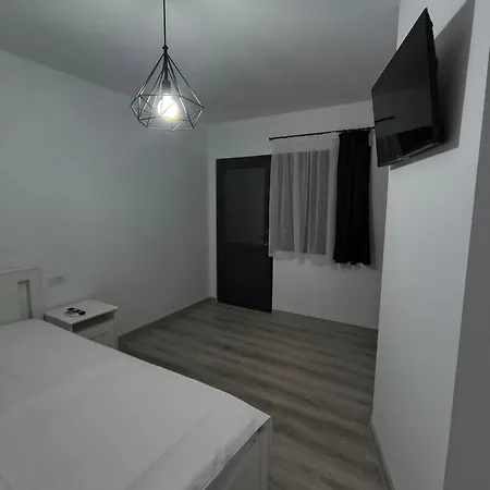 Casa Mihai Rezort *